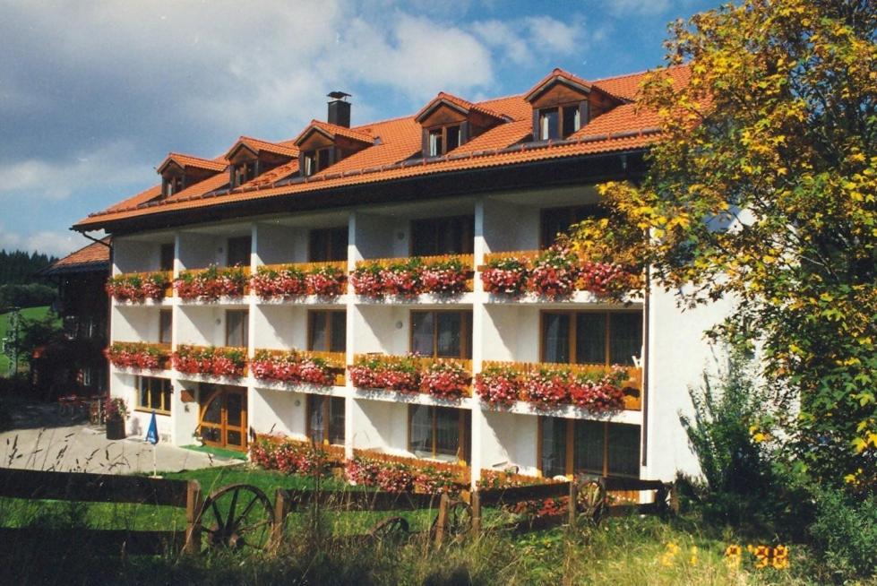Hotel Pfeiffermuehle Wertach Exterior foto