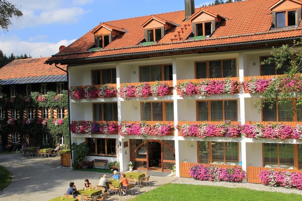 Hotel Pfeiffermuehle Wertach Exterior foto